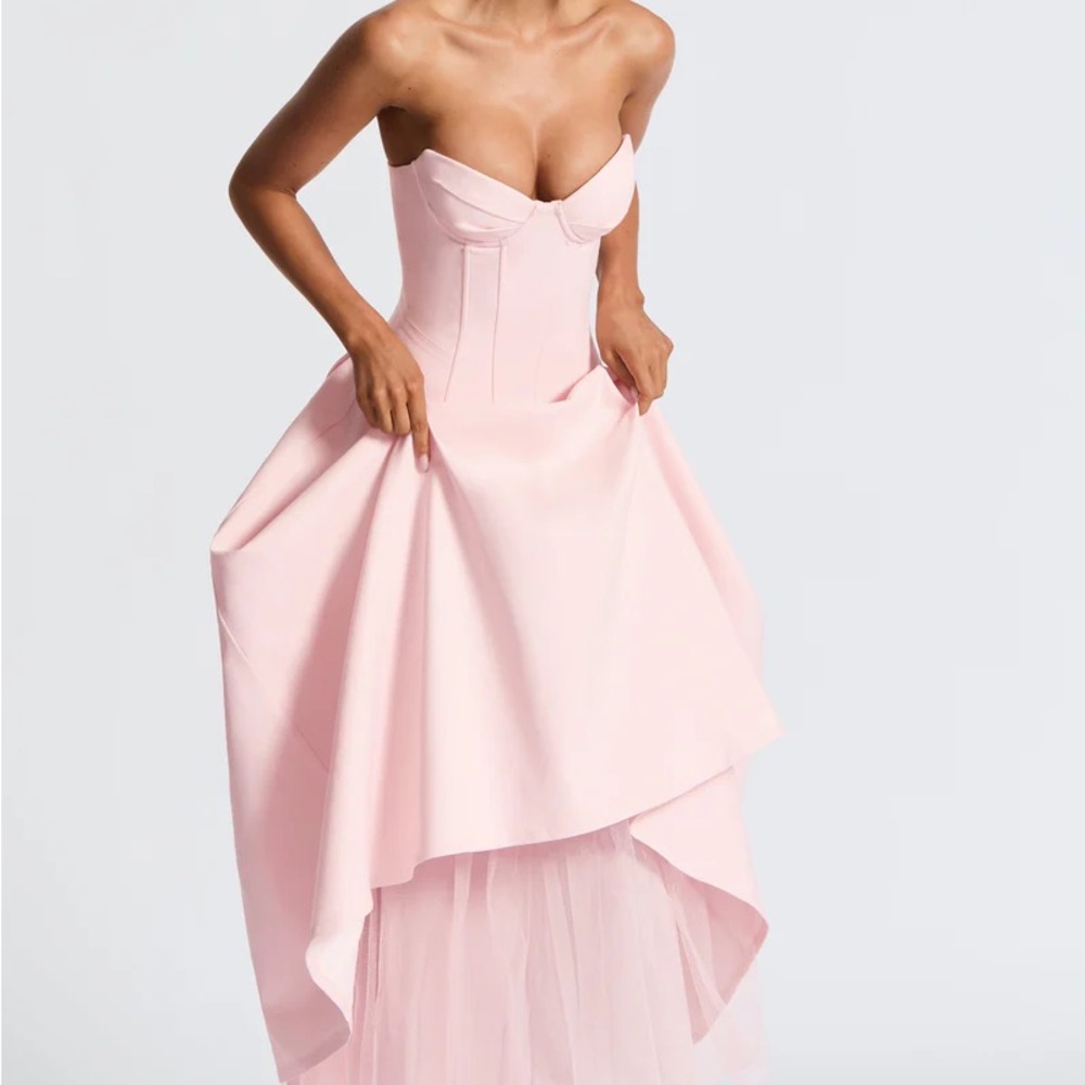 Chic Peach Midi Dress - Picture 3 of 3